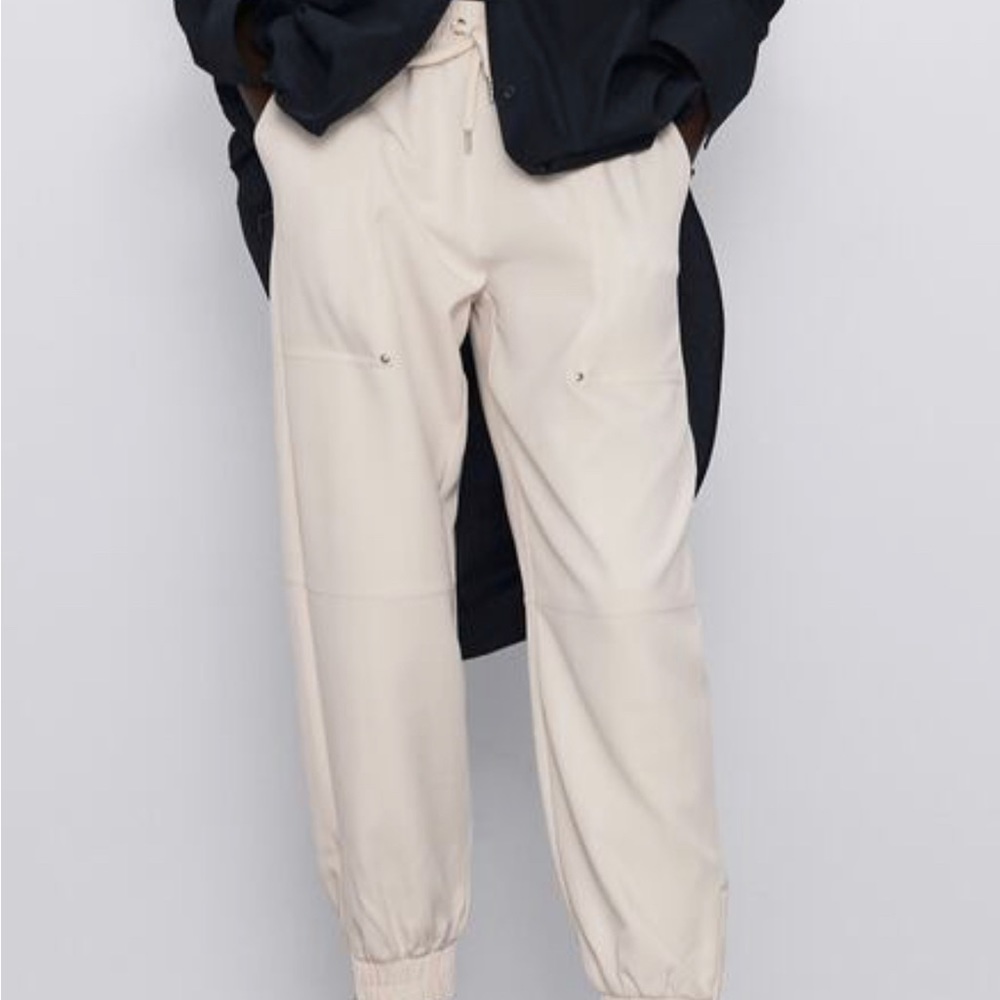 Zara Jogging Pant with Zippers in Cream - XL